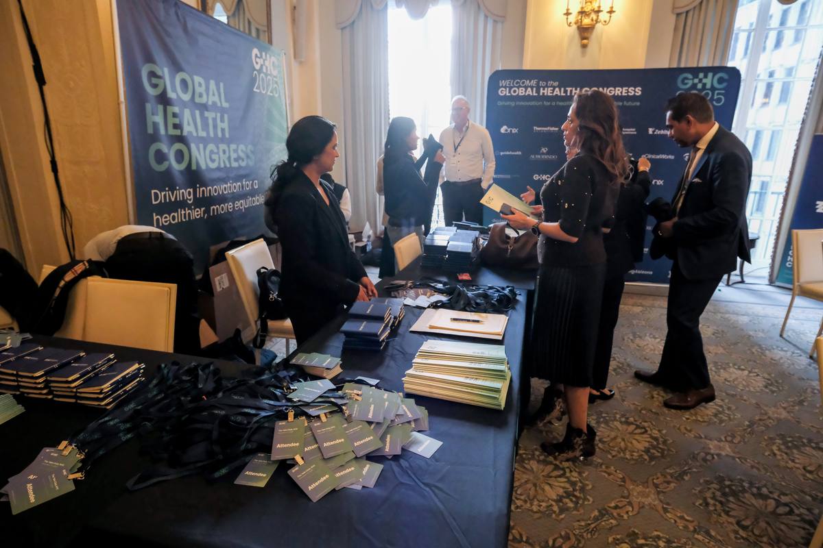 Registration and Continental Breakfast — photo 5